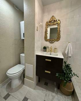 1-к квартира, вторичка, 42м2, 1/5 этаж